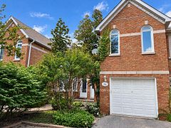32 Brownstone Circle, Vaughan, ON L4J 7P4