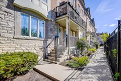 88 Louisbourg Way, Markham, ON L6E 0C5