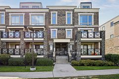 50 Dunsheath Way 608, Markham, ON L6B 1N3