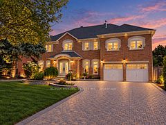 9 Elderwood Drive, Richmond Hill, ON L4B 2W8