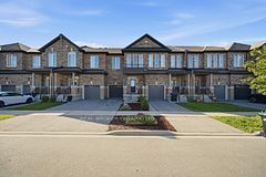 65 Blackwell Crescent, Bradford West Gwillimbury, ON L3Z 4L3
