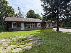 11 Railway Street, Vaughan, ON L6A 1P6