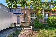 352 Flagstone Way, Newmarket, ON L3X 2R3