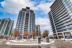 75 North Park Road E PH3, Vaughan, ON L4J 0H8