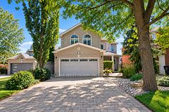 303 Tupper Boulevard, New Tecumseth, ON L9R 1Z6