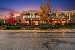 23 White Oaks Road, Barrie, ON L4N 5A2