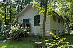 2 Belle Vue Avenue, Tiny, ON L9M 0H5