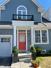32 Berkshire Avenue, Wasaga Beach, ON L9Z 0G3