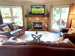 906 Cedar Pointe Court, Collingwood, ON L9Y 5C7