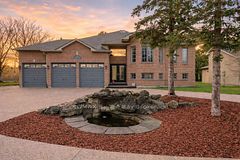 70 Fairway Crescent, Wasaga Beach, ON L9Z 1B8