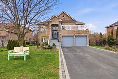17 Mair Mills Drive, Collingwood, ON L9Y 0A7