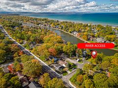 24 Indianola Crescent, Wasaga Beach, ON L9Z 2W3