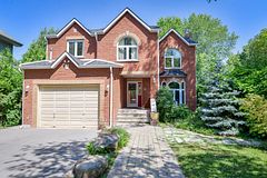 40 Ridge Avenue, Ramara, ON L0K 1B0