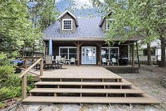 698 Tiny Beaches Road S, Tiny, ON L0L 2T0