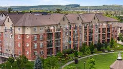 39 Ferndale Drive S 106, Barrie, ON L4N 5T5