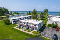 1 Paradise Boulevard 26, Ramara, ON L0K 1B0