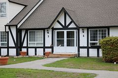81 Laguna Parkway 4, Ramara, ON L0K 1B0