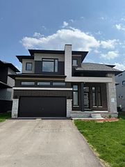 3737 Lakepointe Drive, Severn, ON L3V 8N1
