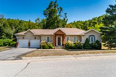 32 Valleycrest Drive, Oro-Medonte, ON L0L 2L0