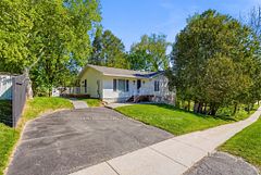 312 Barnett Avenue, Midland, ON L4R 4Z8