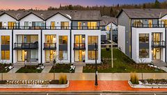 89 Lightfoot Drive, Orillia, ON L3V 7L8
