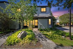 14 Dawson Drive 416, Collingwood, ON L9Y 5B4