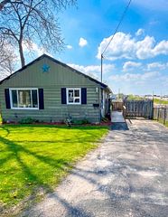 7 Creighton Street, Orillia, ON L3V 1C2
