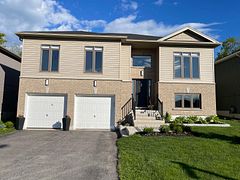 23 Ralph Dalton Boulevard, Tay, ON L0K 2A0