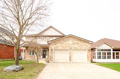 38 Harwood Drive UPPER, Barrie, ON L4N 6V3