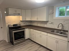 149 Gunn Street Lower Level, Barrie, ON L4M 2H8