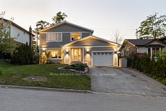 54 Farmingdale Crescent, Barrie, ON L4M 5E5