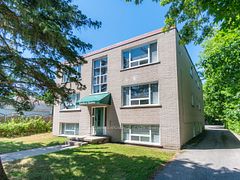 74 Sanford Street Unit #3, Barrie, ON L4N 3C5