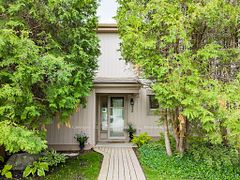 500 Oxbow Crescent, Collingwood, ON L9Y 5B4
