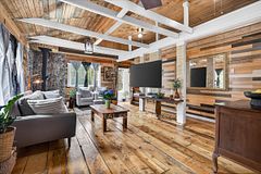 22 Balsam Street, Tiny, ON L0L 1P1