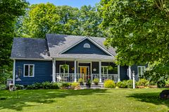 390 Puddicombe Road, Midland, ON L4R 5G7