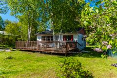 24 Poplar Drive, Tiny, ON L9M 0J2