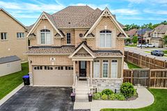 8 Oliver's Mill Road, Springwater, ON L9X 0S8