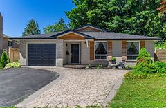 4 Patricia Avenue Upper, Barrie, ON L4M 3J7
