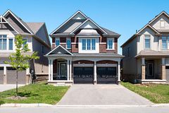 73 Tracey Lane, Collingwood, ON L9Y 3V2