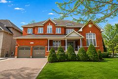 38 Camelot Square, Barrie, ON L4M 0C3