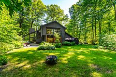 841 Portage Park Lane, Midland, ON L4R 5G3
