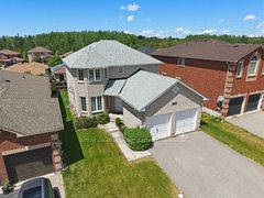 70 Shalom Way, Barrie, ON L4N 5Y3