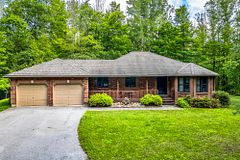2367 MacDonald Road, Springwater, ON L0L 1P0
