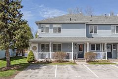 32 Valleymede Court, Collingwood, ON L9Y 5E4