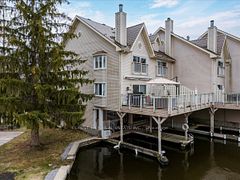 100 Laguna Parkway 8, Ramara, ON L0K 1B0