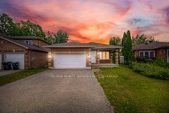 17 Sydenham Wells, Barrie, ON L4M 6R3