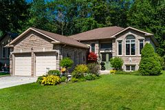 47 Timberland Crescent, Wasaga Beach, ON L9Z 1G8