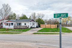 817 Eighth Avenue, Tay, ON L0K 1R0