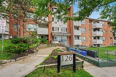126 Bell Farm Road 415, Barrie, ON L4M 6J3