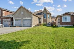 210 Dunsmore Lane Lower, Barrie, ON L4M 6Z8